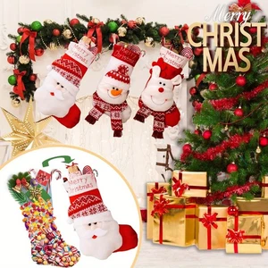 Weihnachtsmann Schneemann Rentier, gestrickte bestickte Deko für Weihnachtsstrümpfe Set - Bild 1 von 18