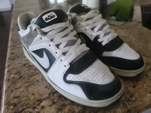 Nike Air Zoom Oncore 6.0 Suede Black White Men's Size 11 US 313661 007 Dunk Low - Picture 1 of 12