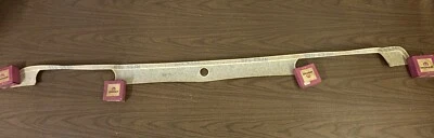 Plymouth Valiant Duster 340 1971 cinta de carrocería trasera superior a rayas 3685244 nuevo en stock Foto 1 de 4