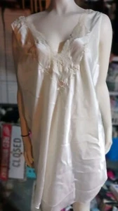Jaclyn Smith Sleep Shirt Large - Picture 1 of 4