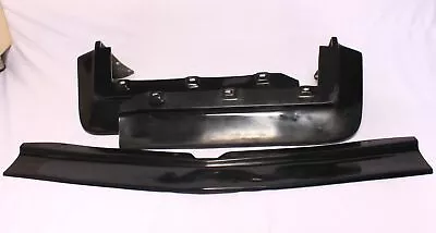 Rellenos de parachoques delantero de fibra de vidrio Buick Le Sabre 1980-85 (juego de 3 piezas) Dallas Foto 1 de 2