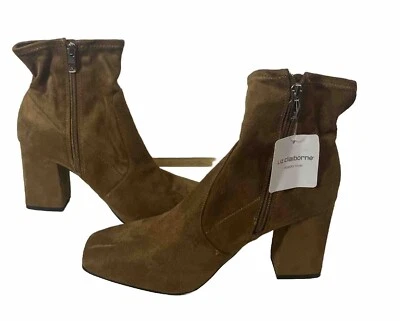 Liz Clairbone Brown Suede Square Toe Women Ankle Boots 9 1/2 M Lckarder 100-2819 - Image 1 of 4