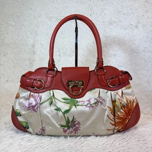 Salvatore Ferragamo Borsa Gancini Floreale Pesce Marissa Pelle Satinata Multicolore - Foto 1 di 24