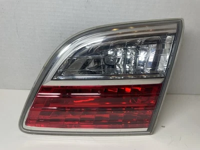 Оригинальный внутренний правосторонний задний фонарь для Mazda CX-9 2010 2011 2012 годов выпуска - Изображение 1 из 4
