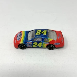 Hot Wheels Jeff Gordon 1:64 1993 Chevy Lumina Du Pont Die Cast Spielzeugauto - Bild 1 von 8