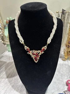 Vintage Japan Signed Necklace Faux Pearl Rhinestone Red Clear Gold Tone Jewelry - Picture 1 of 7