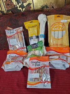 Verschiedene Posten 8 NEUE Beutel Hundekausnacks klein bis groß - Bild 1 von 9