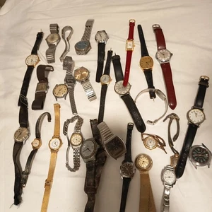 Lot de 28 montres ancien pour pièces ou à restaurer - Picture 1 of 10