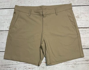 NWT Fabletics Shorts Men’s Sz 36 Beige 100% Polyester - Picture 1 of 16