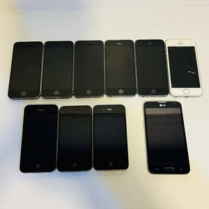 Lot of 9 Apple iPhone 5s & 4s Model A1530 A1387 1xLG Untested Repair /Parts Only - Photo 1 sur 24