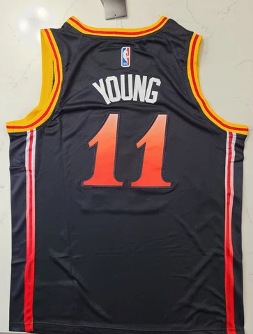 Men's Atlanta Hawks Trae Young #11 (XL) Cover