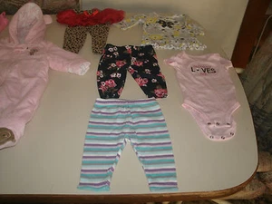 Lote de 10 piezas de ropa mixta para niñas talla 0-3 y 3-6 meses - Imagen 1 de 10