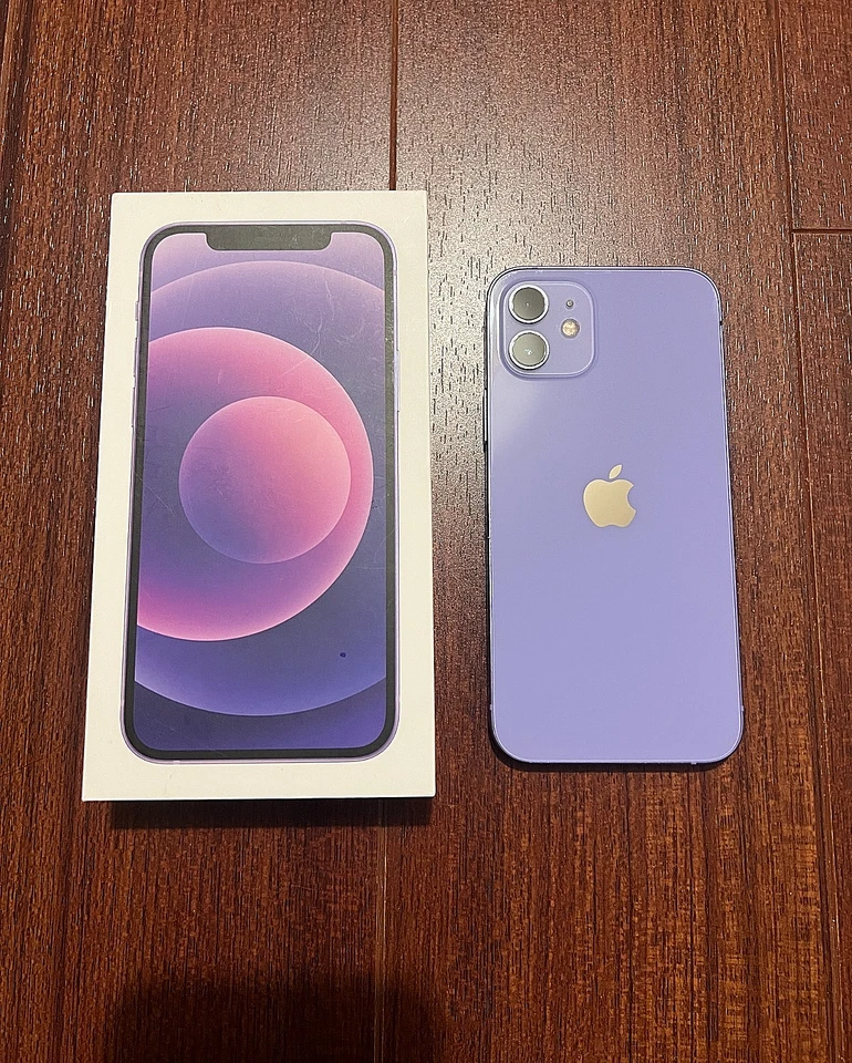 iPhone 12 - 128 GB - 90% Battery - Purple (Unlocked) Apple - Image 1 of 4
