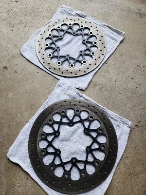 2008 - 2022 SUZUKI GSXR600 FRONT BRAKE ROTORS LEFT RIGHT DISCS 4.5mm - Image 1 of 4