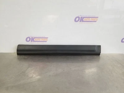 Land Rover LR4 2015 15 puerta moldeada pasajero delantero derecho Foto 1 de 4