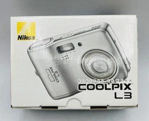 Nikon COOLPIX L3 5.1MP Digitalkamera - Silber funktioniert - Bild 1 von 4