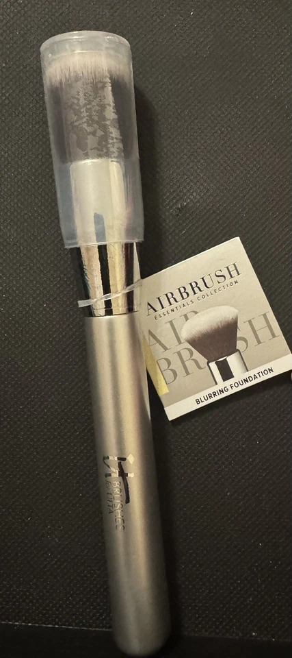 IT COSMETICS AIRBRUSHES (BLURRING FOUNDATION) Complexion #101 NEW SEALED Brush - Image 1 of 1