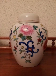 Vintage Andrea by Sadek Ginger Jar, Vase, Urn With Lid - number 9038 - 6 Inch - Picture 1 of 3