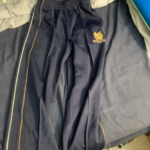 Notre Dame Pants Kids Large Blue Joggers Fighting Irish Sweatpants Kids - Picture 1 of 5