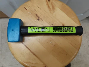 Wilton B.A.S.H  #70040, 2-1/2 Pound, 12" Handle Unbreakable Handle Sledge Hammer - Picture 1 of 6