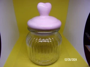 Clear Glass Jar With Top - Picture 1 of 3