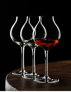 2x Scotch Cognac Whiskey Snifter Glasses Long Stem Tulip Shaped Crystal Goblet - Picture 1 of 11