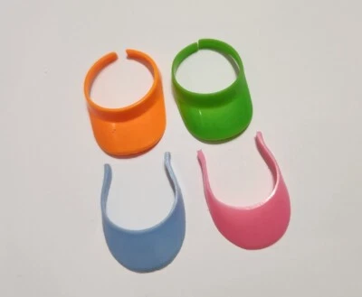 MUÑECA BARBIE SOMBREROS VERANO LOTE DE 4 PARASOLES ACCESORIOS ROSA NARANJA VERDE AZUL Foto 1 de 2