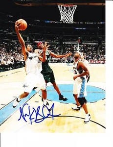 WASHINGTON WIZARDS NICK YOUNG SIGNED DRIVING 8X10 - Picture 1 of 1