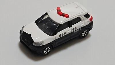 Tomica #81 Daihatsu Rocky Police Car Takara Tomy Scale S:1/61 suspension Foto 1 de 4