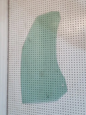 N418 2014 Audi A5 2.0 Quattro Door Passenger Right Side Door Window Glass - Image 1 of 4