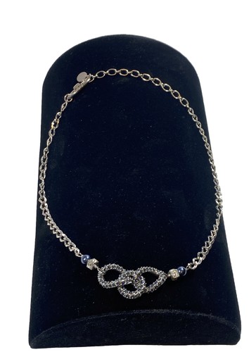 Givenchy Collana girocollo tono argento con strass blu scuro 17 5"