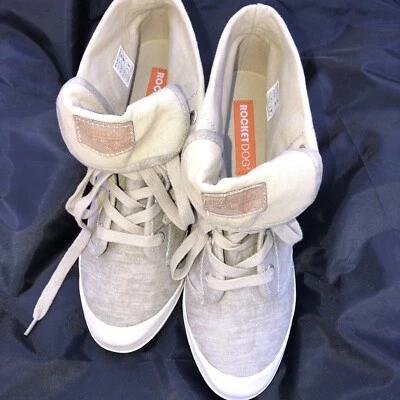 Rocket Dog Frenzy Hidden Wedge Blanched￼ Canvas Sneaker Sz 9 NEW W/out Box - Image 1 of 4