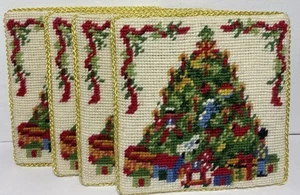 Sottobicchieri per albero di Natale filato e lana punta ago bordi in corda oro 4"x4" - Foto 1 di 5