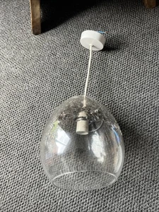FABULOUS GLASS PENDENT CEILING LIGHT SHADE WITH FITTINGS - Picture 1 of 12