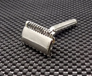 Navaja de afeitar de seguridad de un solo filo Ever Ready Lather Catcher de colección - Imagen 1 de 5