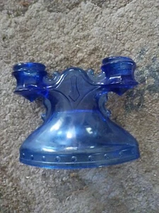 LE Smith Glass Mt. Pleasant "Double Shield" Cobalt Blue single Candle Holder - Picture 1 of 2