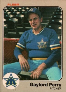 1983 Fleer Baseball #483 - Gaylord Perry - Seattle Mariners 83-1157 - Foto 1 di 2