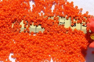 11/0 Old Time Vintage Venetian Mixed Sizes Orange Opaque  Seed Beads/1oz - Picture 1 of 1