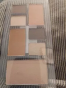 1 x New Collection 2000 Sample Face The Day Palette Freepost - Picture 1 of 2
