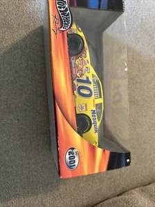 HOT WHEELS RACING # 10 NESQUICK 1:24 SCALE DIECAST CAR - NIB  - Bild 1 von 3