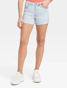 NEW Universal Thread Women's High-Rise Midi Jean Shorts Light Blue Size 6 - Picture 1 of 3
