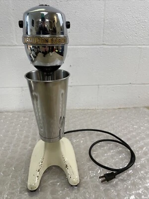 Batidora de mesa HAMILTON BEACH genuina vintage con 1 taza de acero inoxidable-EE. UU. Foto 1 de 4
