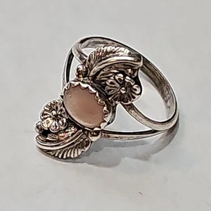 Navajo Sterling Silver Floral Ring Pink Stone Native American Jewelry Size 4.5 - Picture 1 of 6