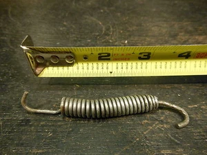 1983 YAMAHA IT490K IT 490 K EXHAUST MANIFOLD SPRING (B) - Picture 1 of 3