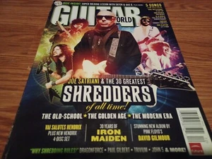 Guitar World Mag - Dezember 2010 Back Issue - Joe Satriani Cover - wie neu - Bild 1 von 1