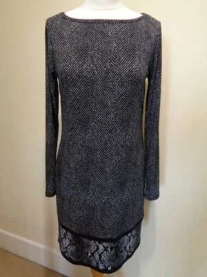 MICHAEL KORS BLACK AND GREY PRINT LONG SLEEVE DRESS - SIZE SMALL — 第 1/4 张图片