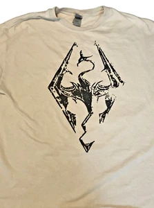 Camisa para hombre extra grande beige/marrón manga corta estampado dragón. Gráficos de D&D - Imagen 1 de 6