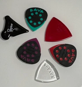 Guitar picks. 6 x Picks Plectrum Selection $1 Auction - Picture 1 of 1