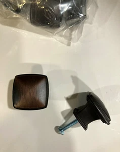 Menge (10) Gebürstete geschwärzte Bronze Knöpfe - Schublade oder Schrank zieht mit Schrauben - Bild 1 von 5