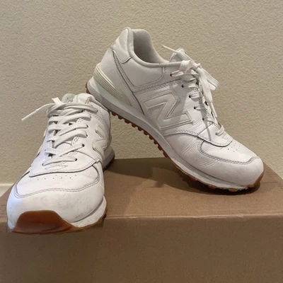 New Balance 574, White Leather Gum Sneakers Men’s Size 9, Comfort Shoes NB574BAA - Image 1 of 4